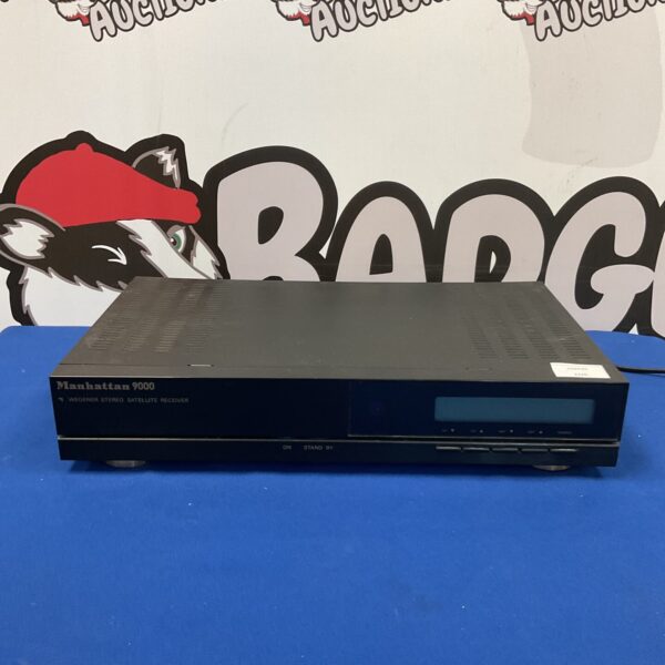 Vintage Manhattan 9000 Wegner stereo satellite receiver in used condition.