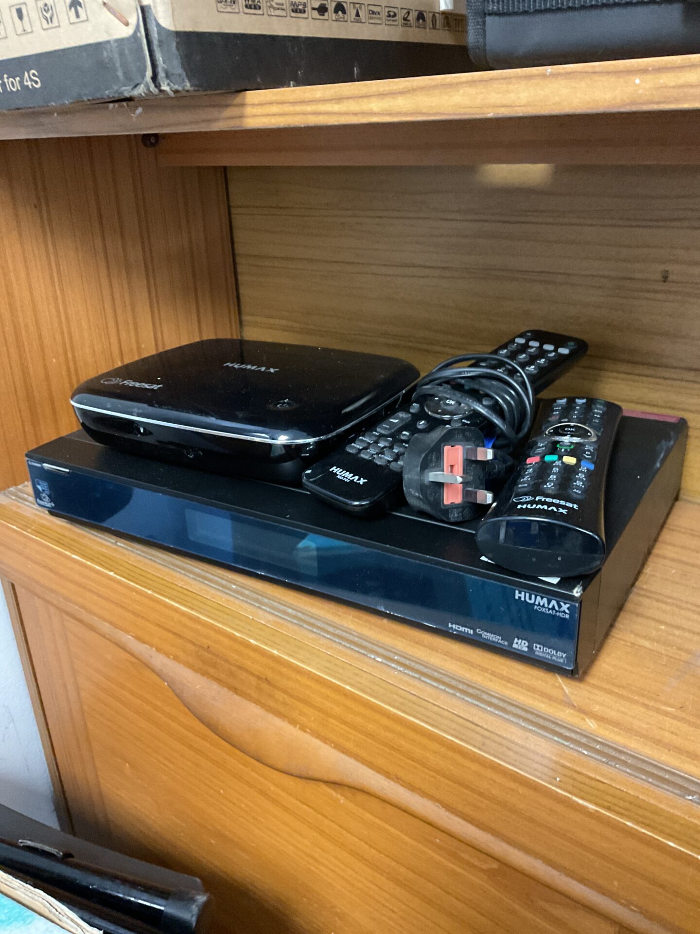190 Humax freesat & humax foxsat boxes with remotes