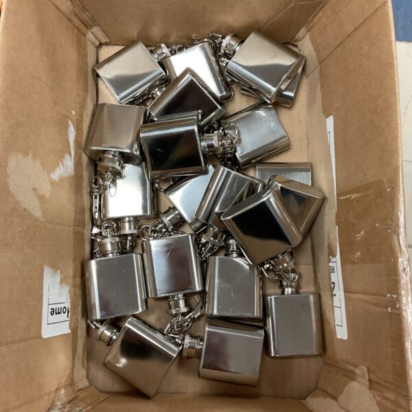 Lot of stainless steel miniature hip flasks for keyrings.