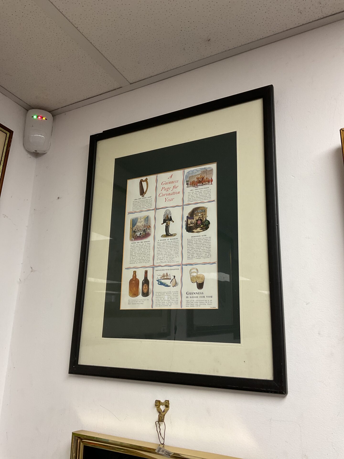 648 Framed Guinness coronation year advertising print