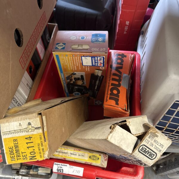 Mixed lot of shed clearance tools and garden items.