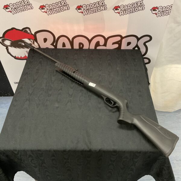 Ux Syrix .177 calibre break barrel air rifle for shooting and hunting.