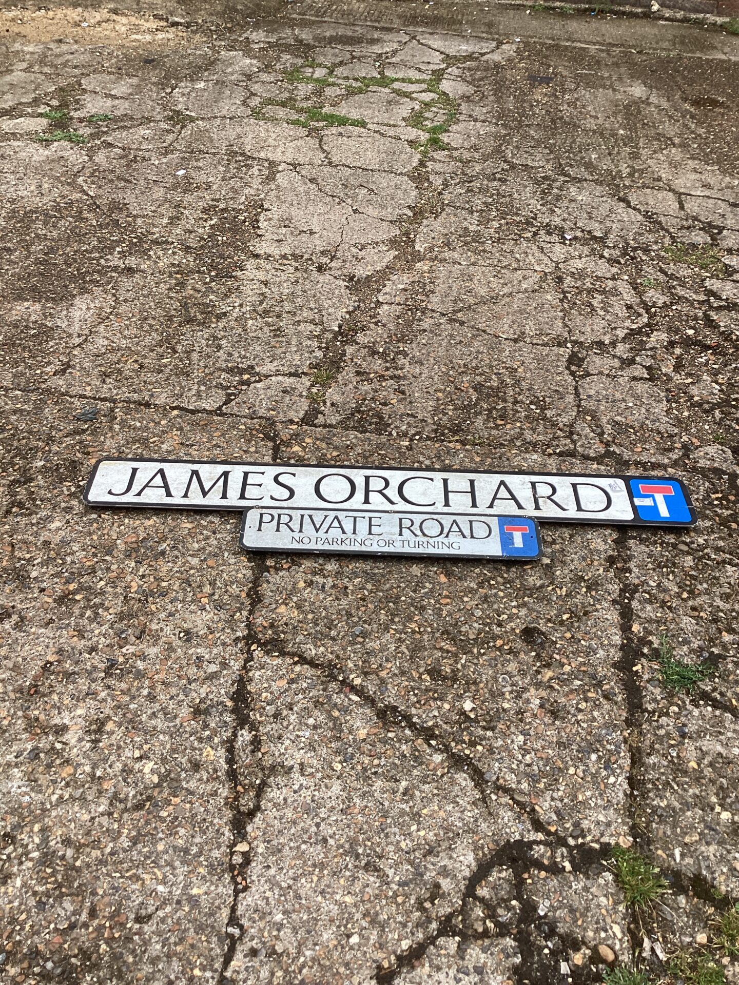 1053 James Orchard Street sign