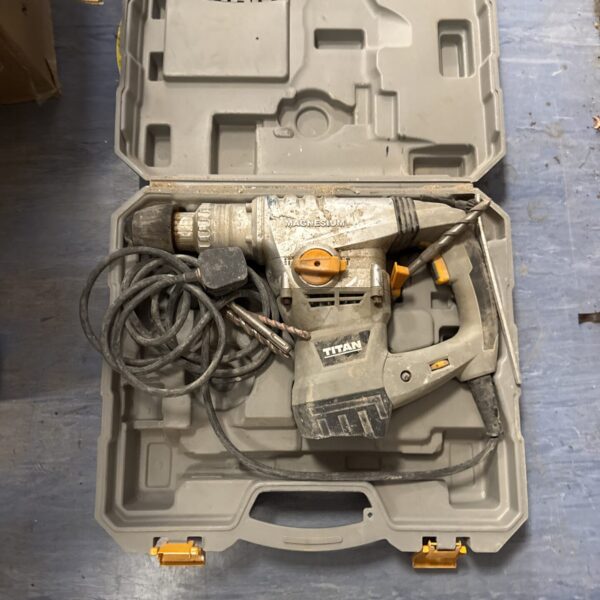 Used Titan SDS drill in a carry case.