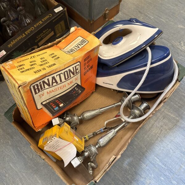 Vintage Laptronik steam iron in a mixed lot of collectibles.