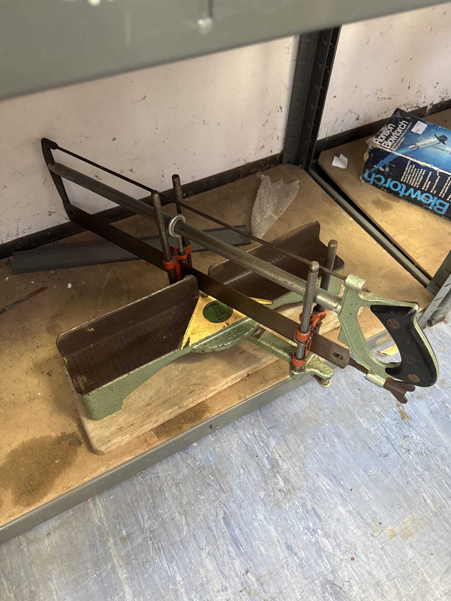 1027 Vintage mitre saw with