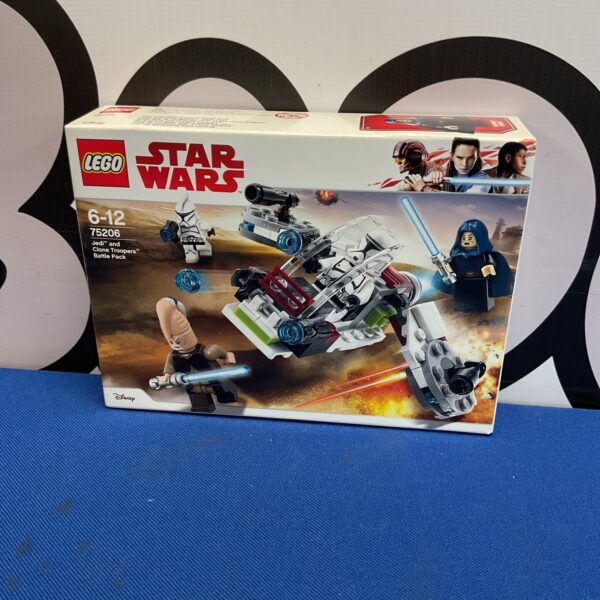 Lego Star Wars 75206 Jedi And Clone Troopers Battle Pack sealed box.