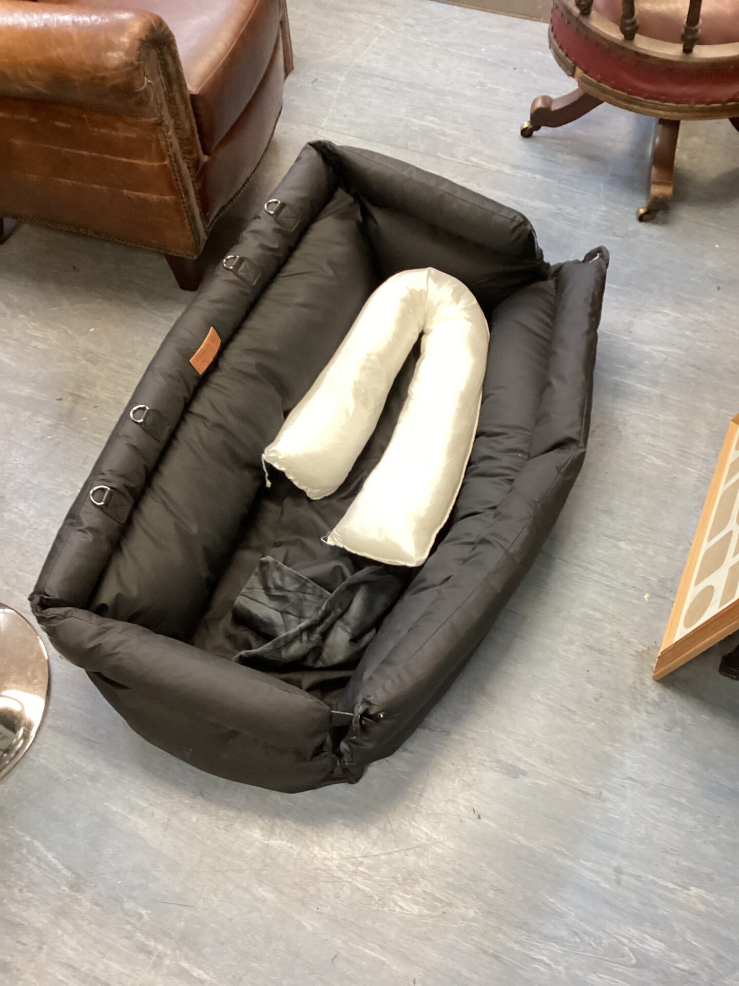 550 funny fuzzy dog bed