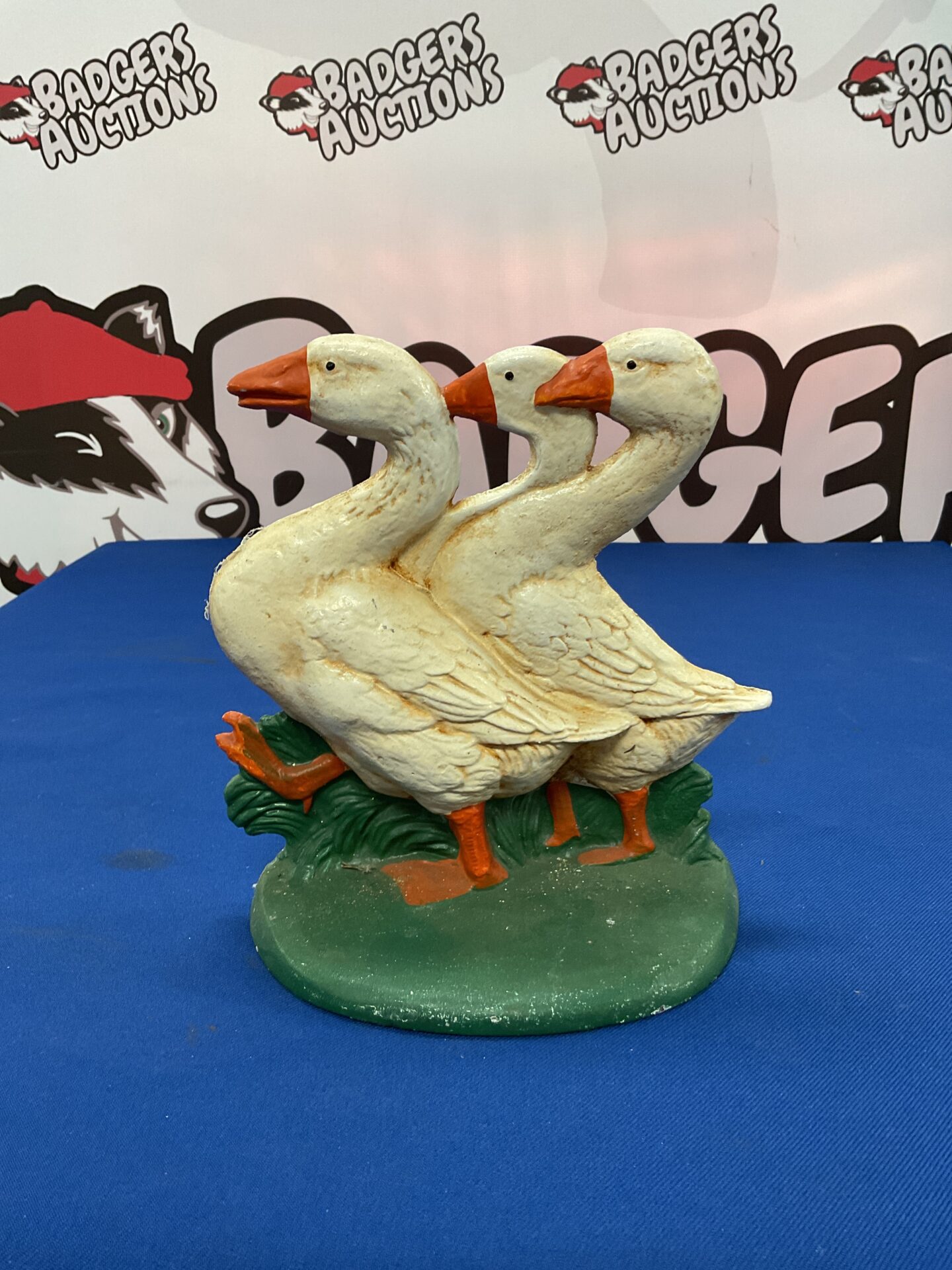040 Cast iron duck doorstop