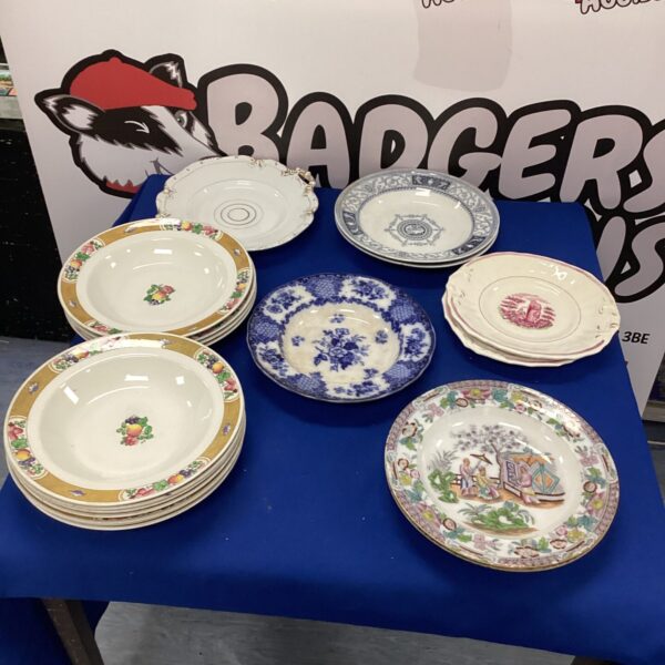 Vintage Booths floral plates in a collectable lot.