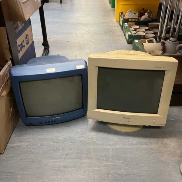 Vintage Grundig CRT television and Hansol monitor combination.