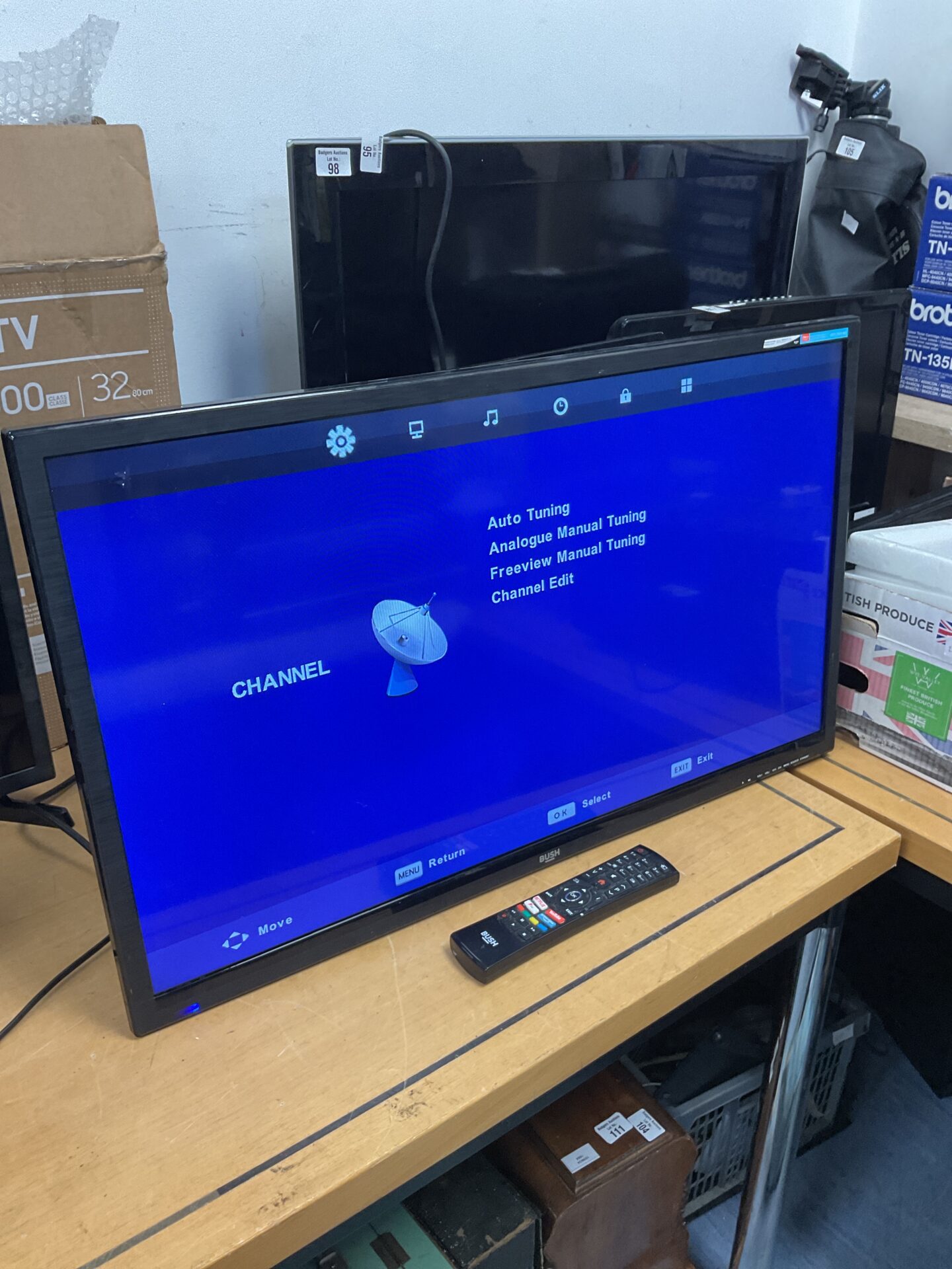 094 Bush 32” hd tv working with remote