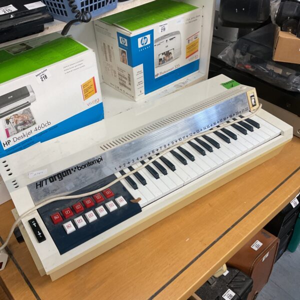 Vintage Bontempi Hit organ keyboard in original condition.