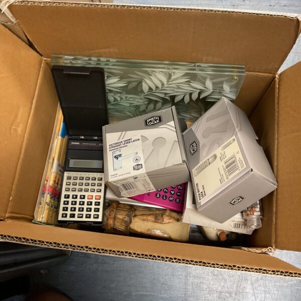 Mixed lot featuring a Casio calculator and Smith and Locke door locks.
