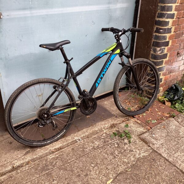 B Twin Rockrider 340 mountain bike in good condition.