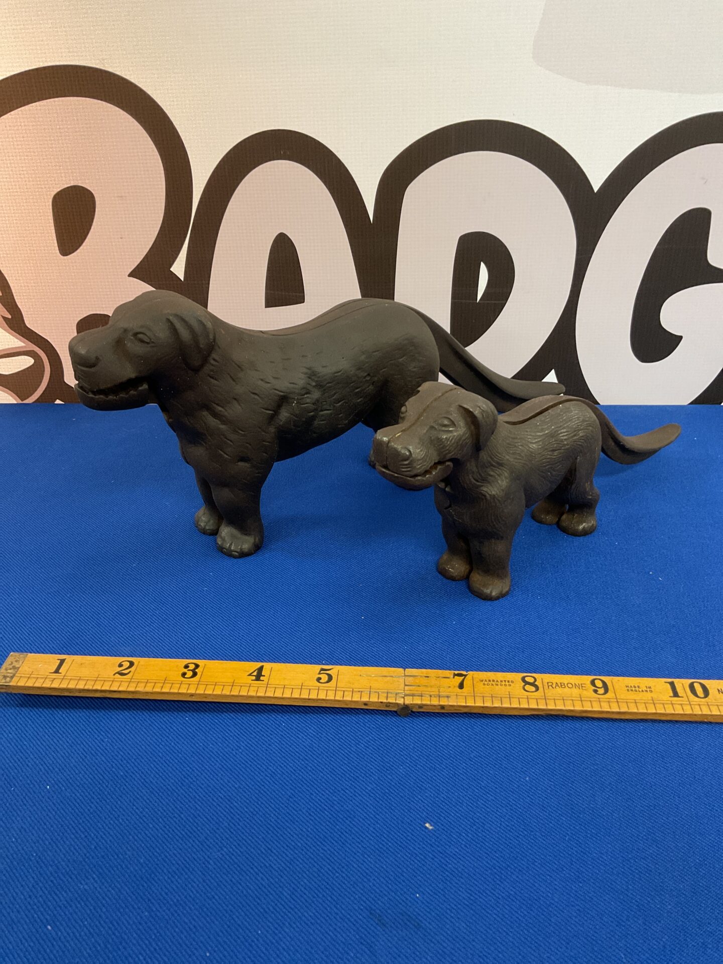 880 Two vintage cast iron dog nut crackers
