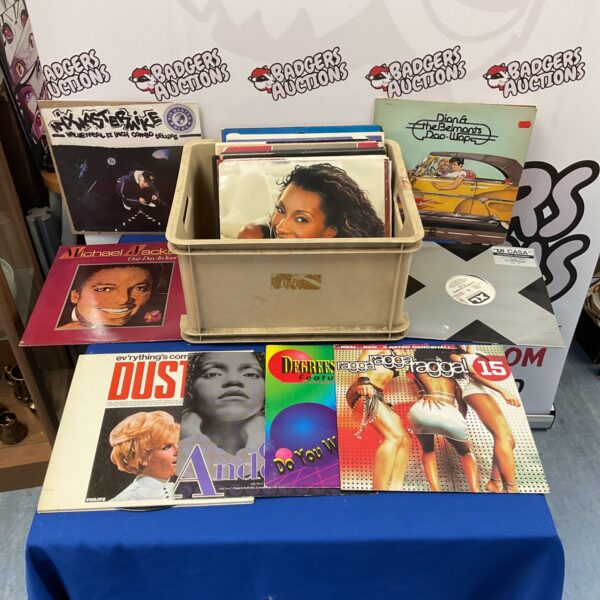 Vinyl record lot featuring a Michael Jackson album cover.