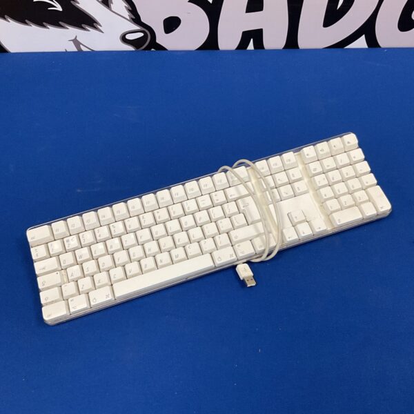 White vintage Apple A1223 USB keyboard for iMac computers.