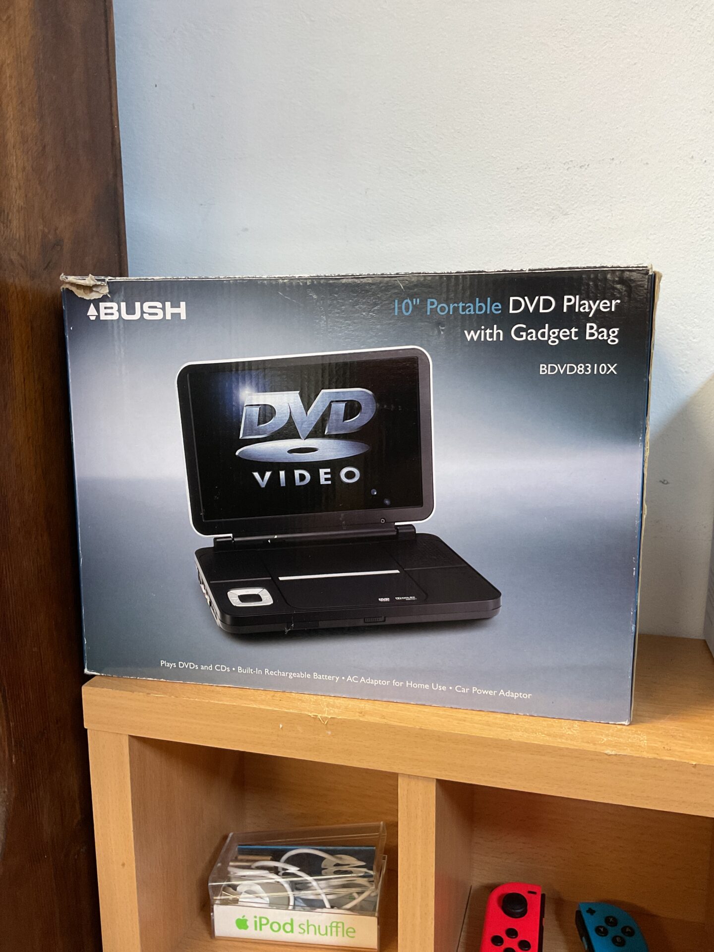 187 Bush 10” portable dvd player