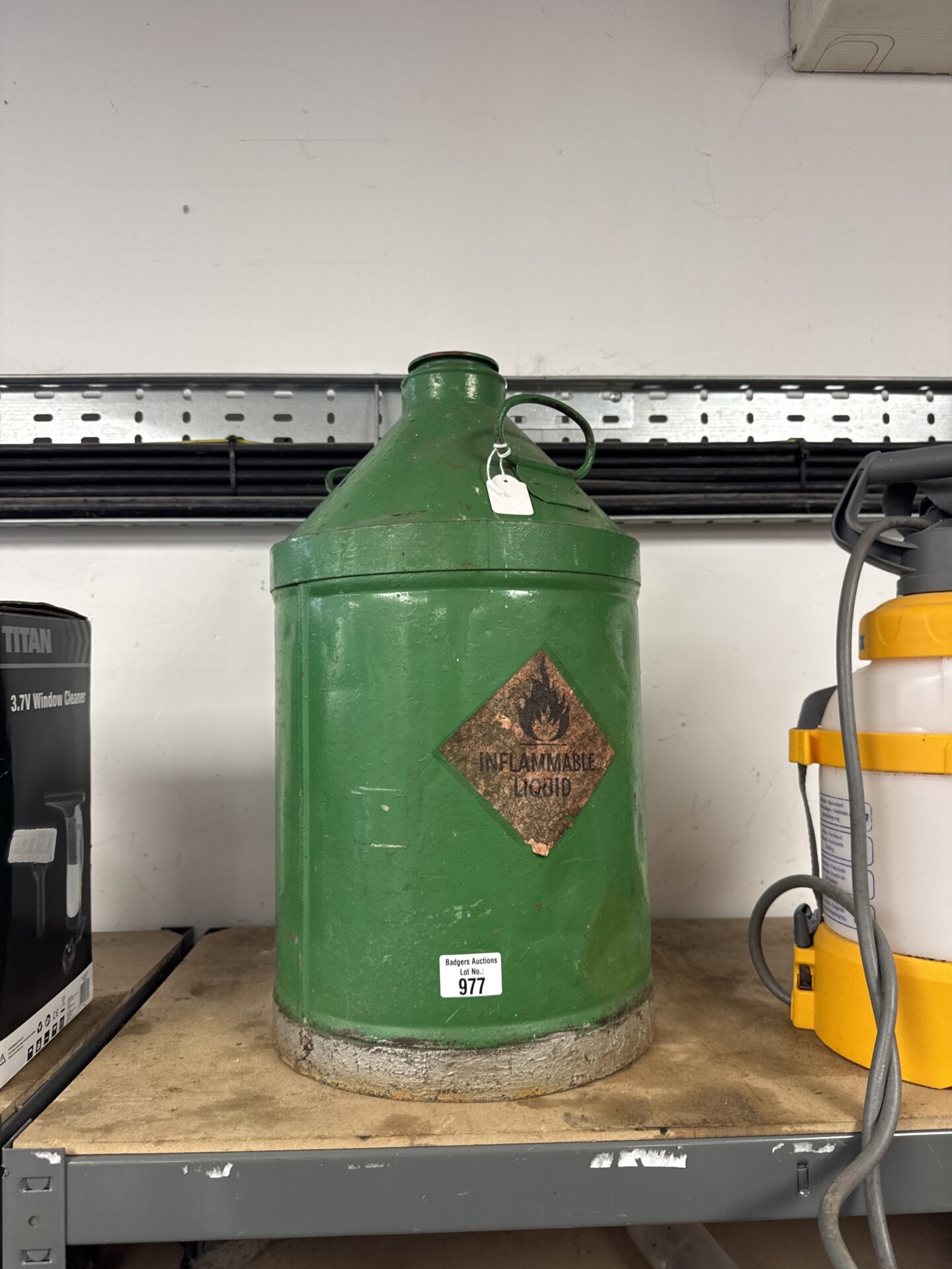 977 Vintage fuel can -missing cap from lid