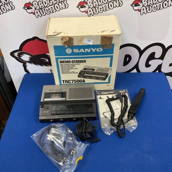 Vintage Sanyo TRC7500A memo scriber cassette recorder in used condition.