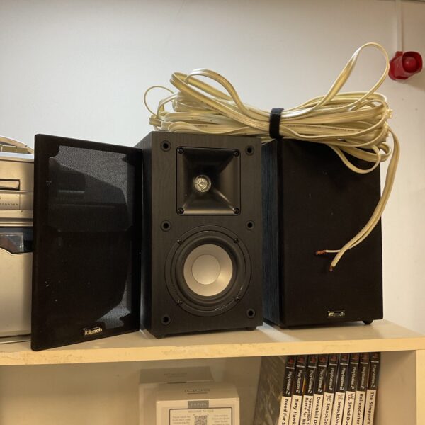 Pair of vintage Klipsch B-10 bookshelf speakers in black.