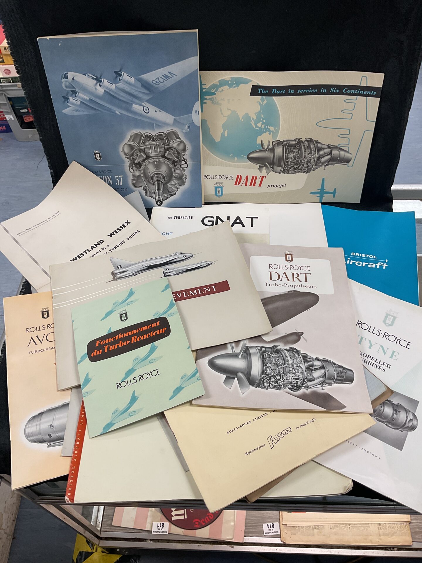 816 Collection of vintage aviation aircraft and engine pamphlets