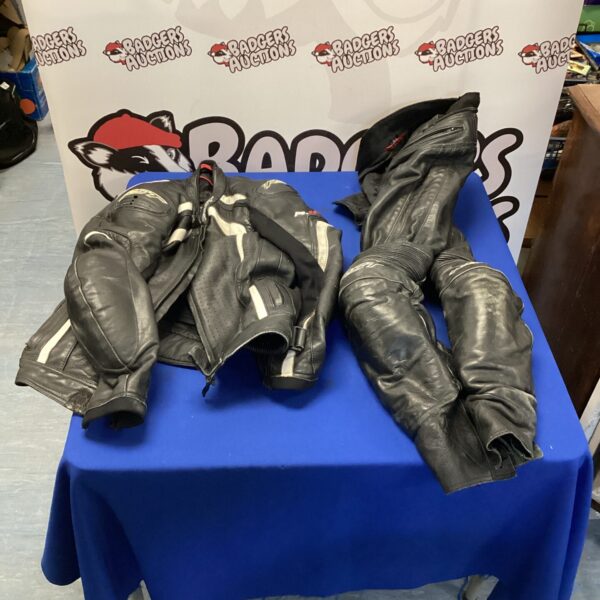 RST motorcycle leathers set, size 46 jacket and 36 trousers.