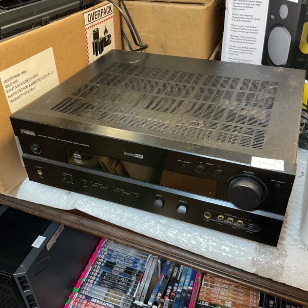 Vintage Yamaha DSP-AX630SE amplifier for home audio systems.