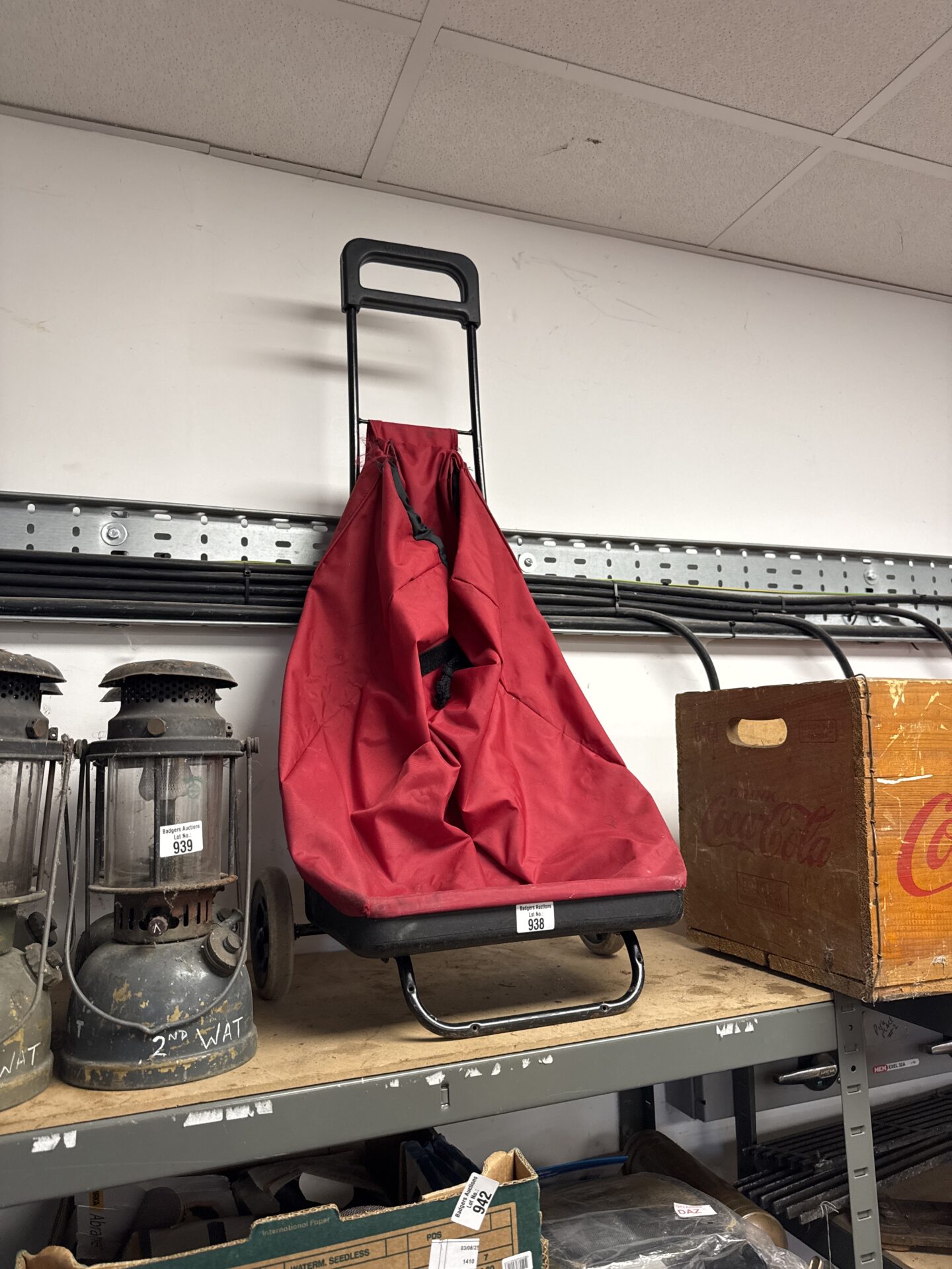 895 Granny shopping trolley with draw string top (has some fraying)