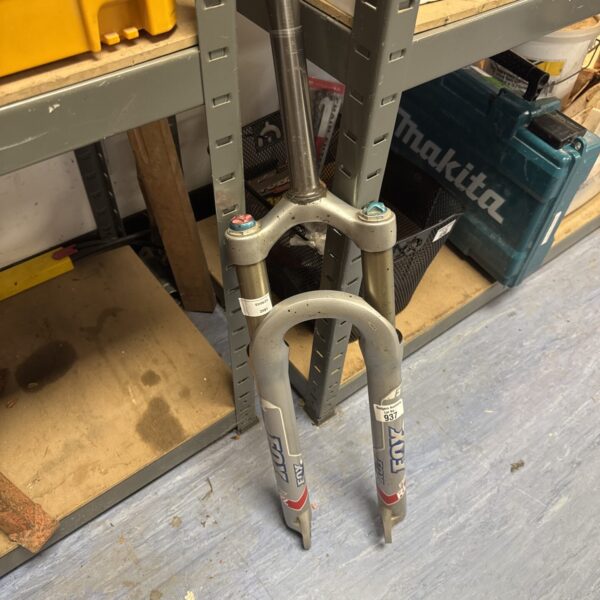 Silver Fox F100 RL suspension forks for bicycles.
