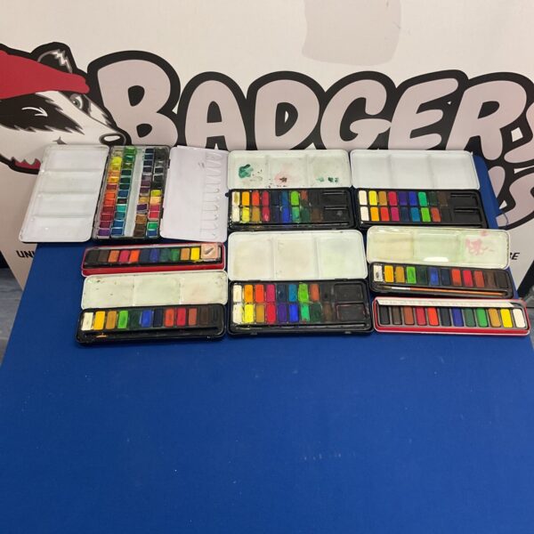 Watercolour paint set with brushes for artists and hobbyists.