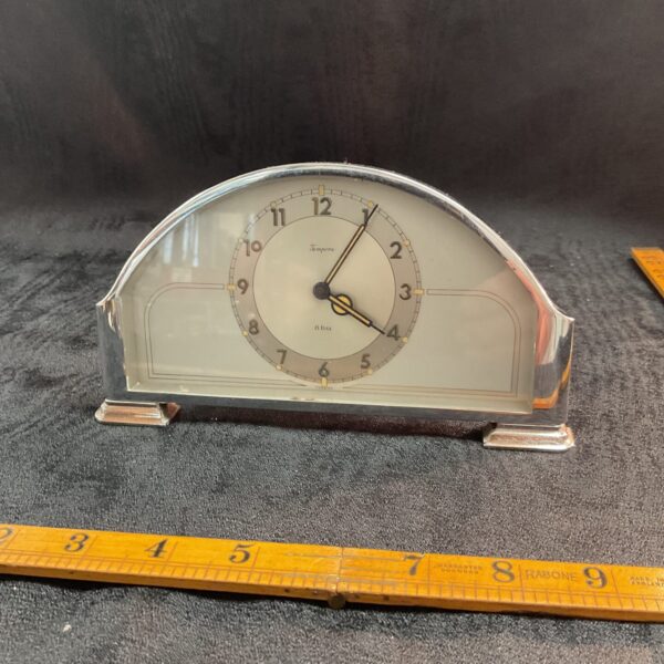 Vintage Smiths Temura Art Deco mantle clock with cream dial.