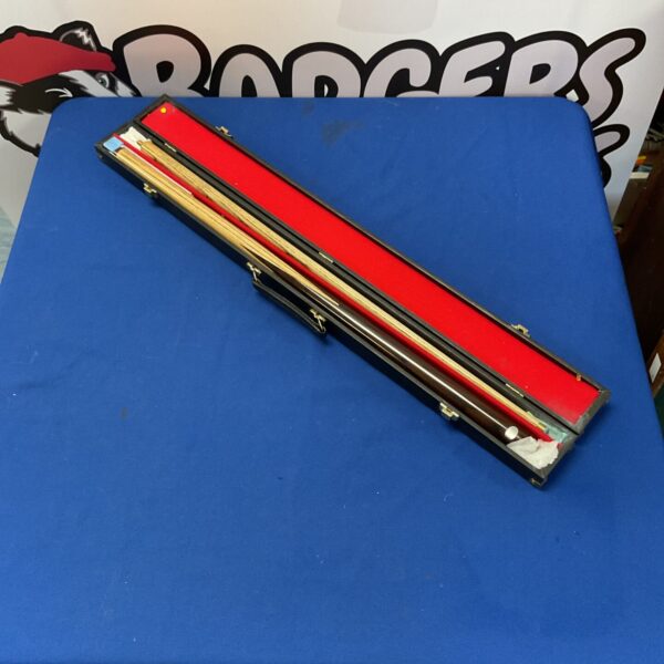 Haler snooker cue in its original protective case.