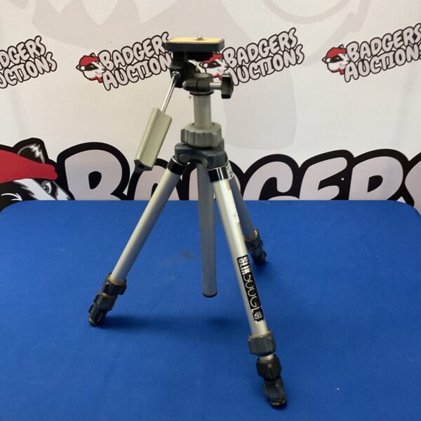Vintage Slik 500g tripod for camera photography.
