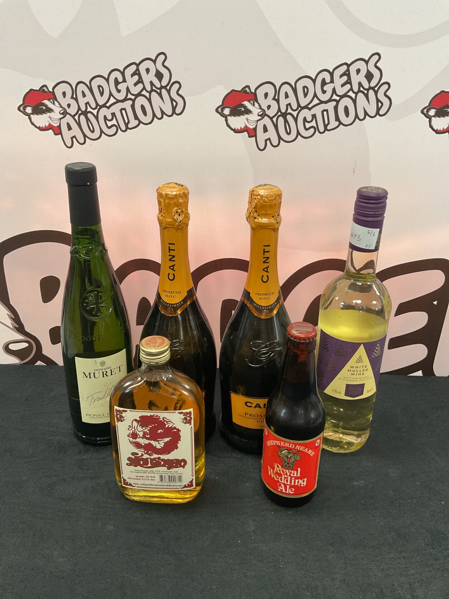 665 Six bottles of alcohol including canti & muret wine