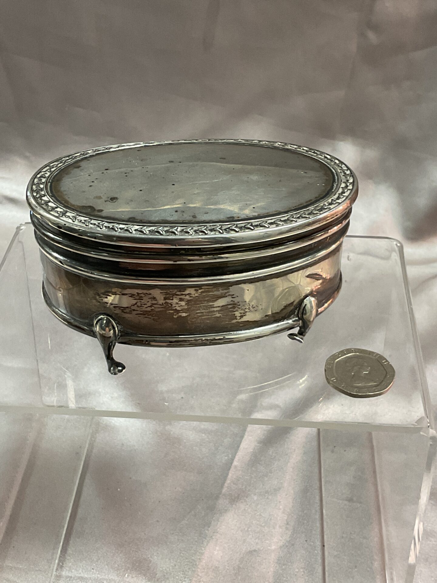 785 Hallmarked Sterling silver oval footed Trinket pot Birmingham 1919 135g gross 94.2g silver content