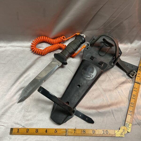 Eternal Divers knife with sheath and lanyard for scuba diving.