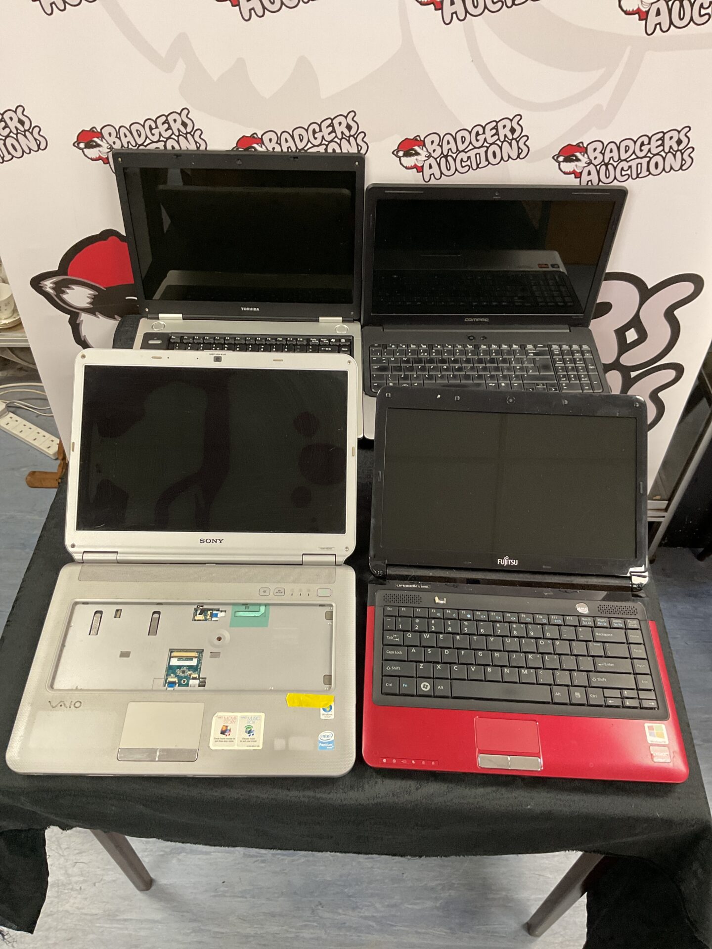 073 Four laptops compaq toshiba Fujitsu and Sony spares or repair