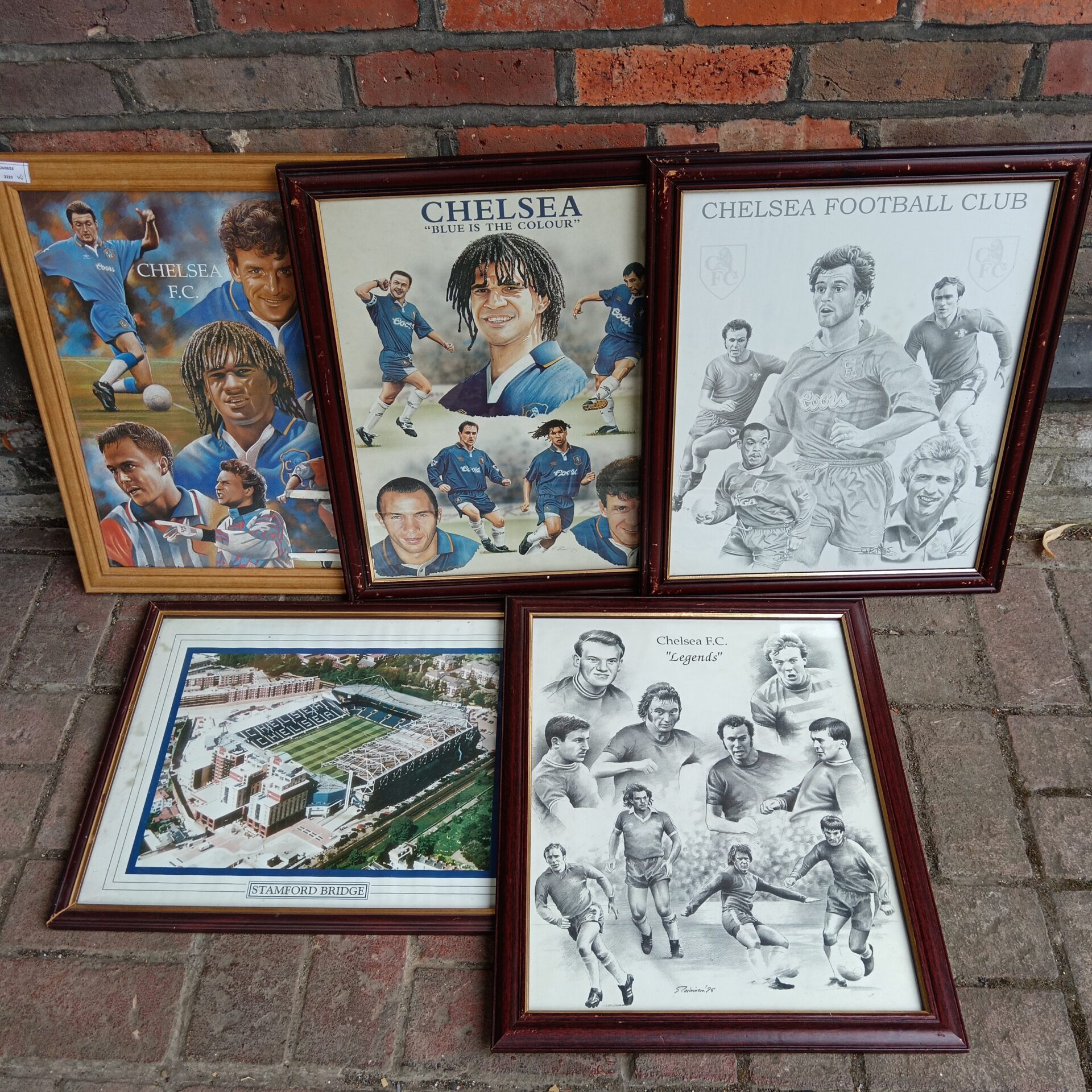 654 Five framed Chelsea football club prints