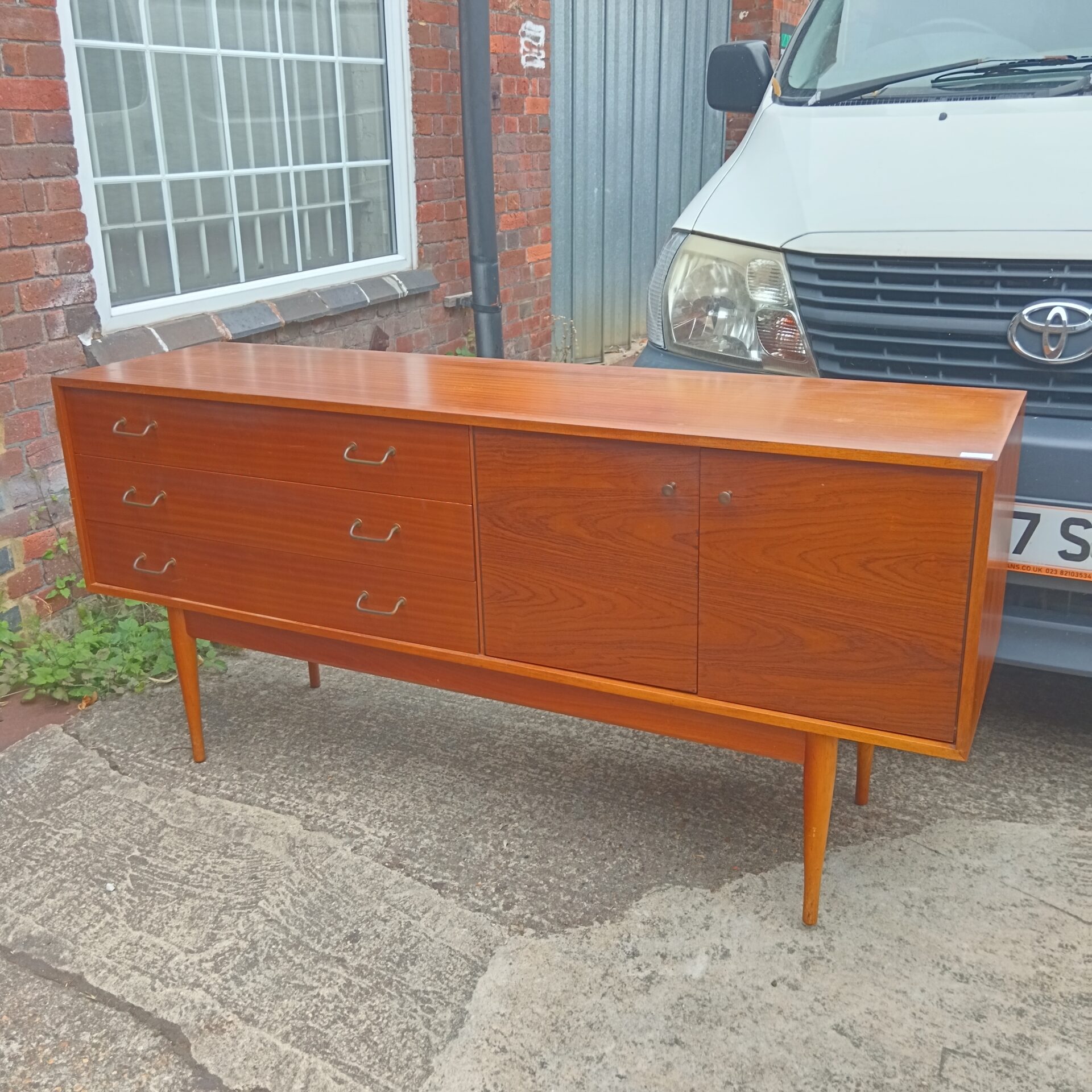 1140 Mid century uniflex sideboard cabinet