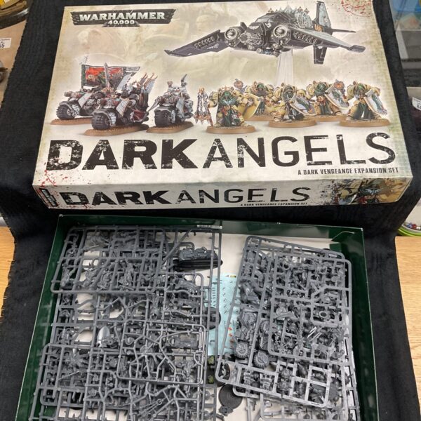 Warhammer 40000 Dark Angels expansion set components displayed.