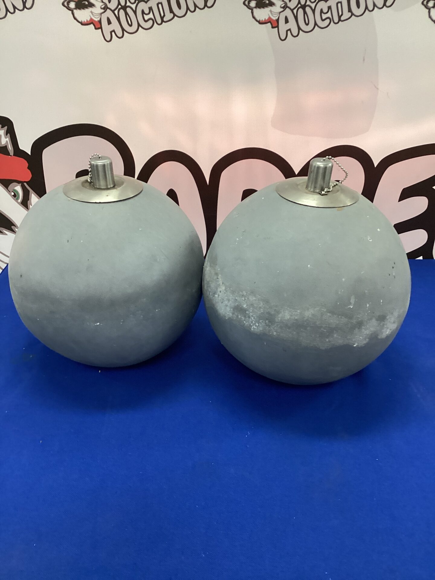 633 Two stone effect garden oil burners