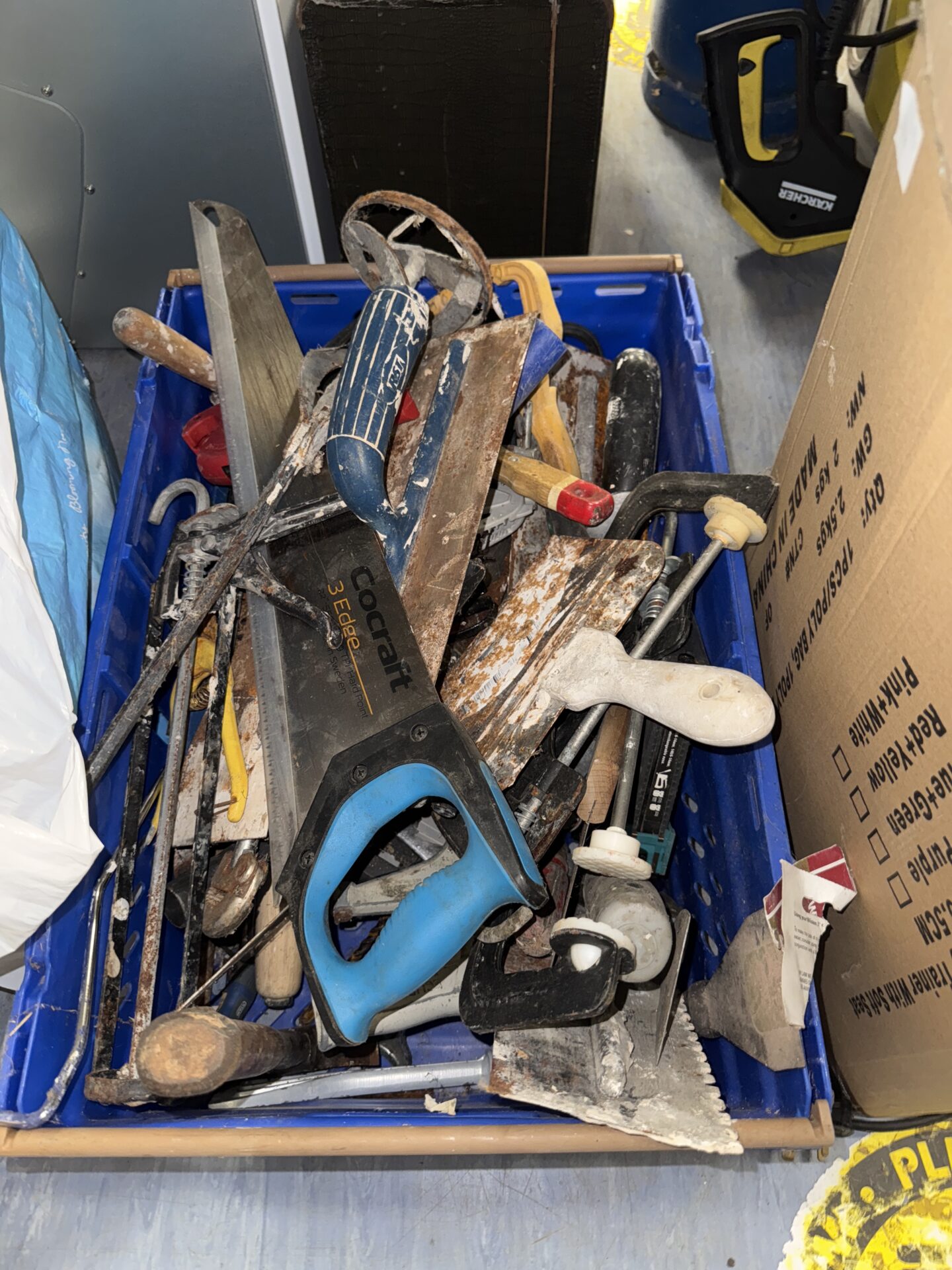 1002 Large crate of shed clearance tools
