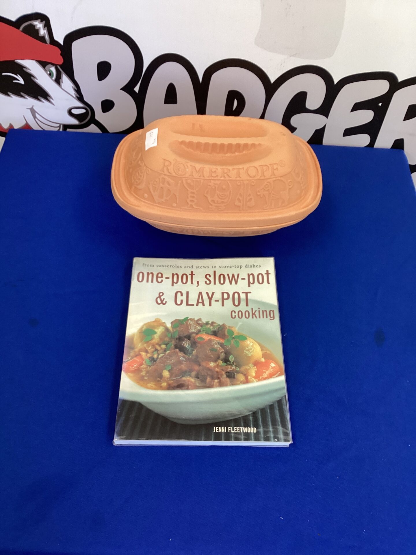 234 Romertopt clay cooking pot with cookery book