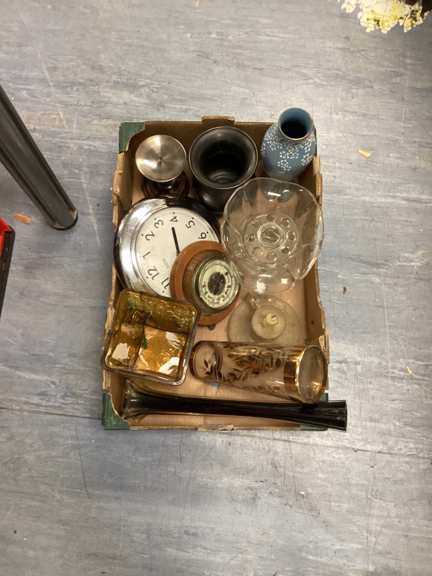 339 Tray of mixed items inc vases, clock & barometer (has crackedglass)