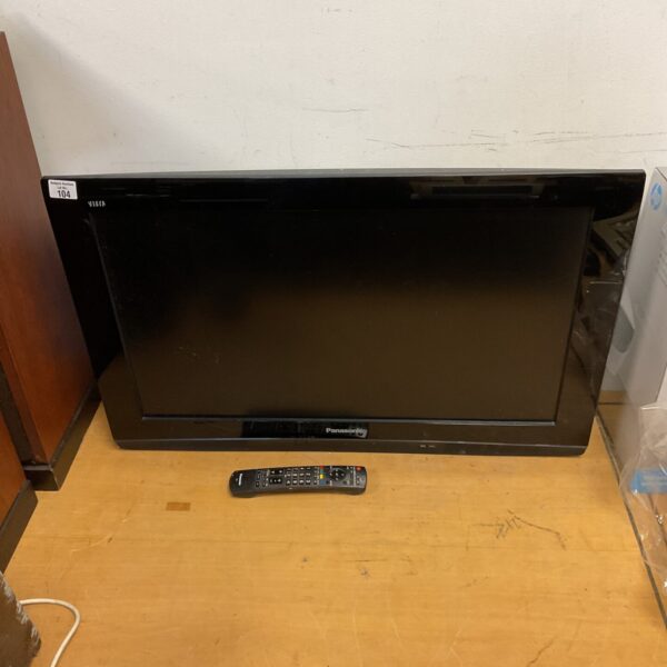 Broken Panasonic 32 inch flat screen television for parts.