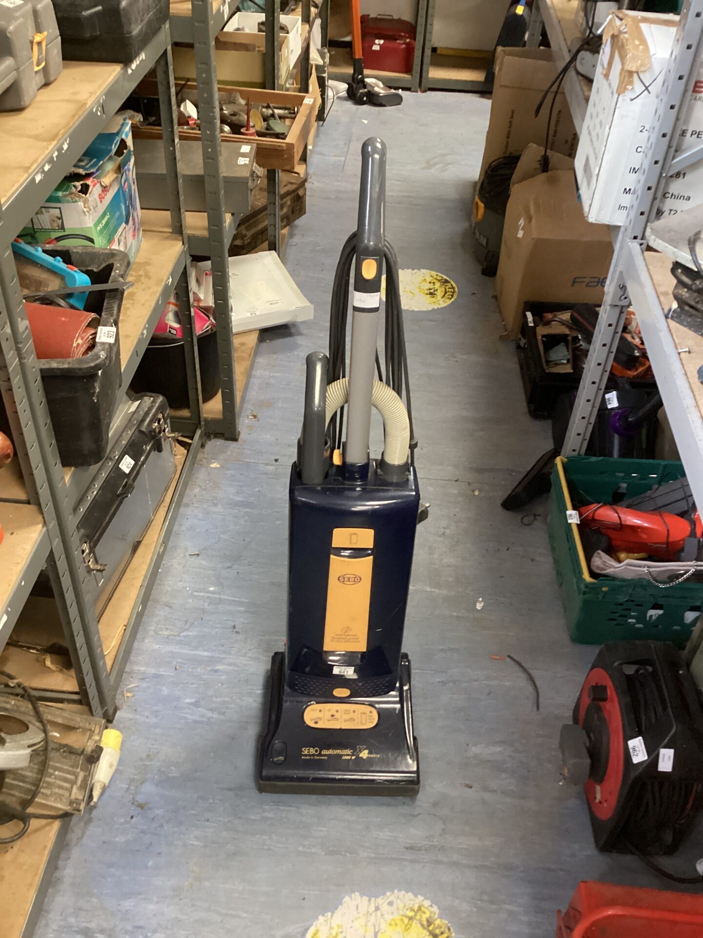 941 Sebo Upright Vacuum Cleaner