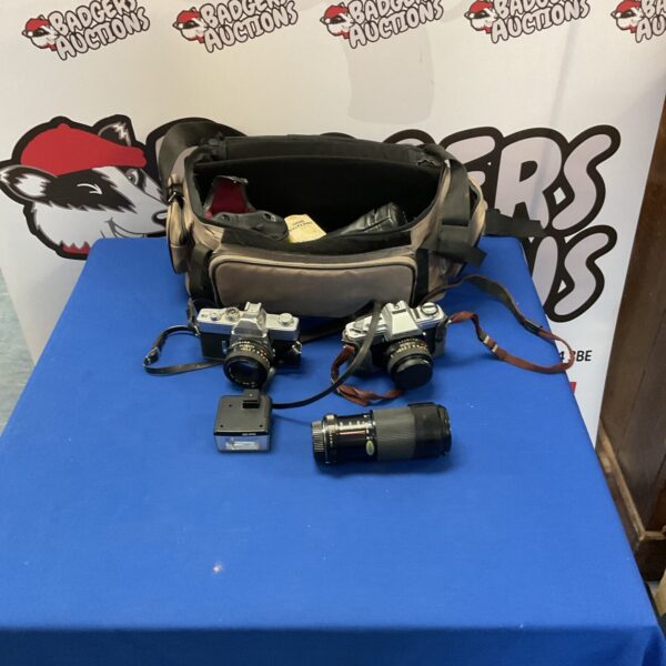 Vintage Minolta camera lot with Kiron lens for film photography.