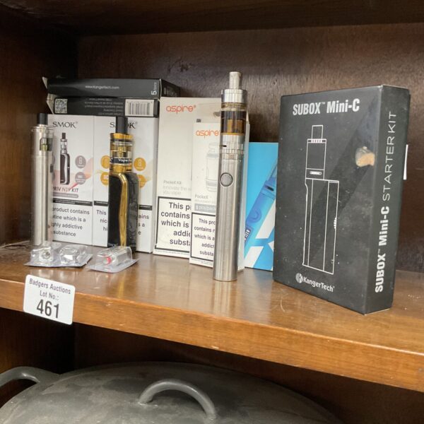 Mixed lot of vape devices and accessories from Smok and Aspire.